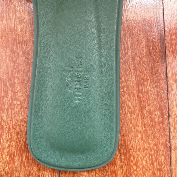 Hermes Oran green sandals, great condition!!! - Picture 3 of 12